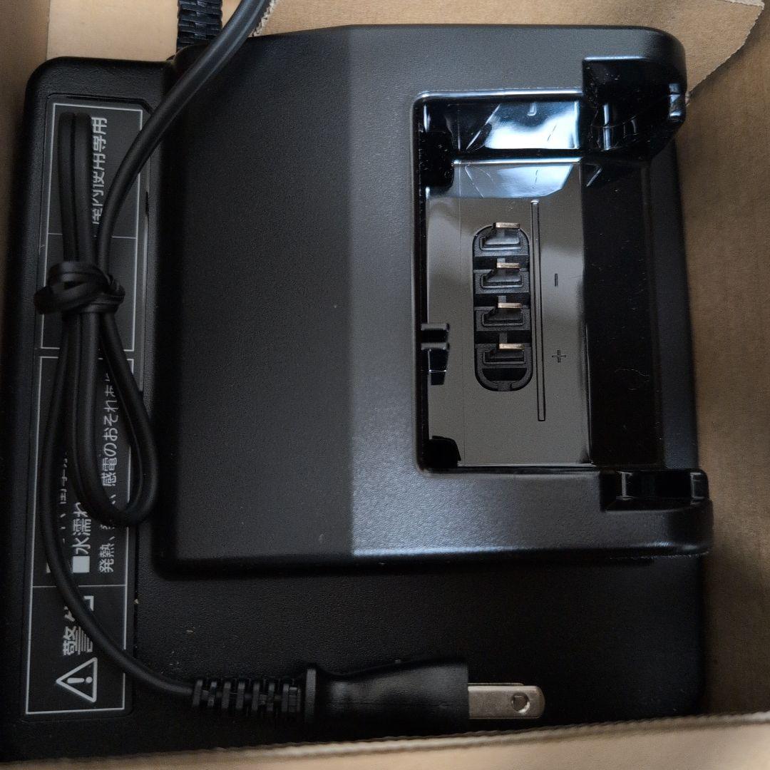 未使用品　Panasonic NKJ074Z バッテリー充電器