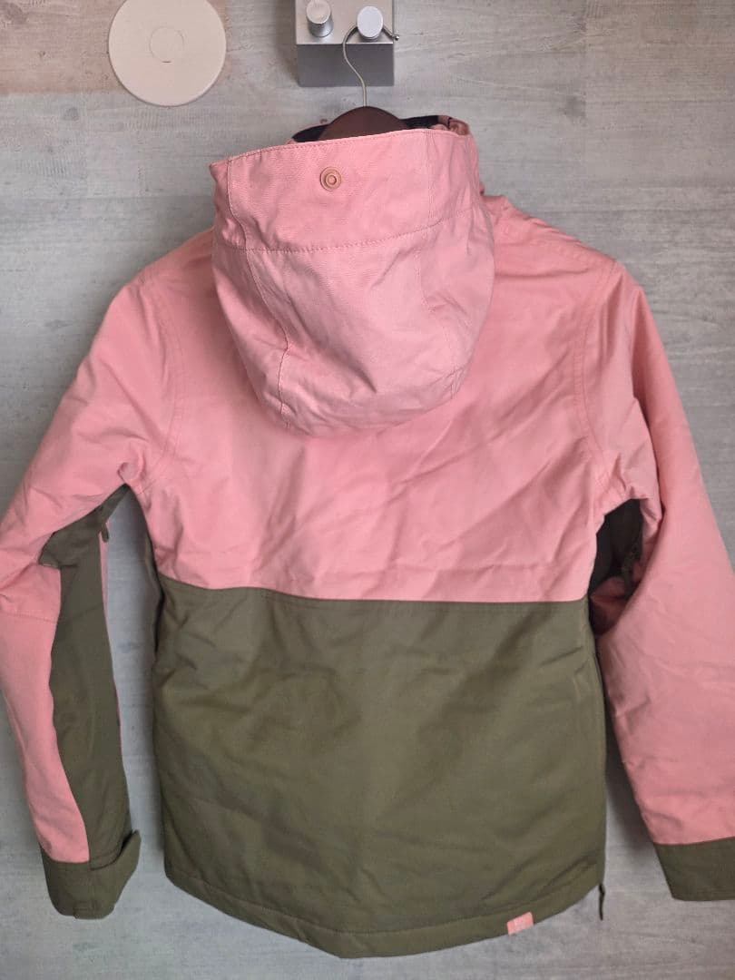 Roxy キッズスノーボードウエア 上下セット