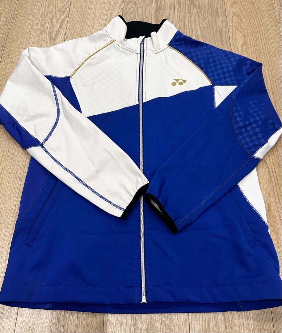 YONEX ウィンドブレーカー　ウォームアップウェア