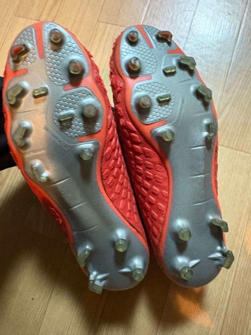 ハイパーヴェノム NIKE サッカースパイク