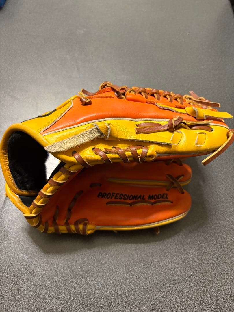 ハタケヤマプロフェッショナル 軟式野球用グローブ 右手用