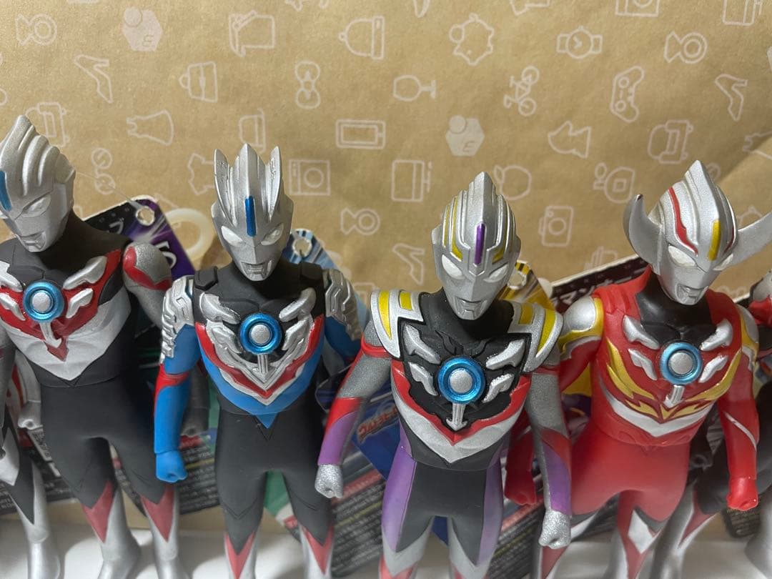 ウルトラヒーローシリーズ　ウルトラマンオーブ 放送当時タグ付き　ソフビ