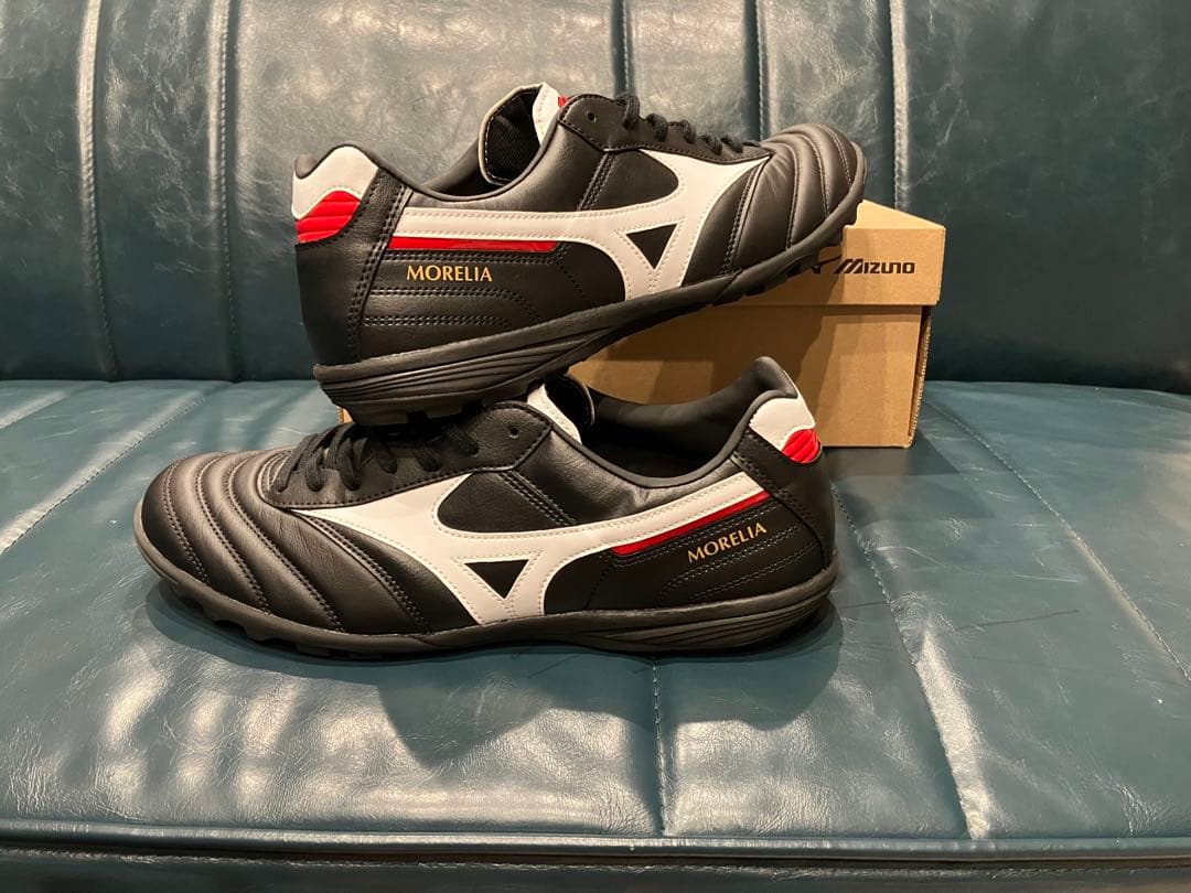 Mizuno Morelia サッカーシューズ ブラック/ホワイト/レッド