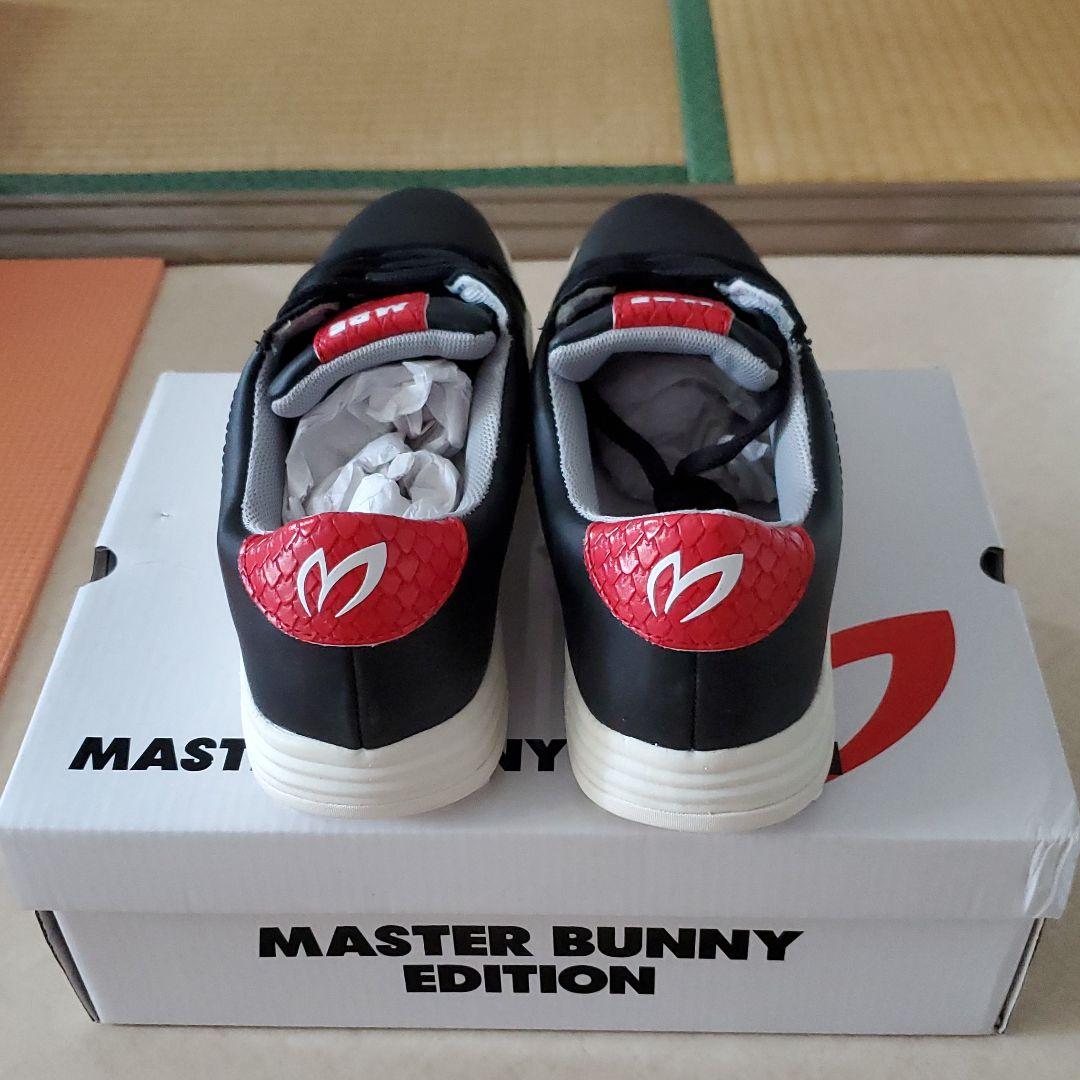 マスターバニー エディション スパイク 24.0cm
