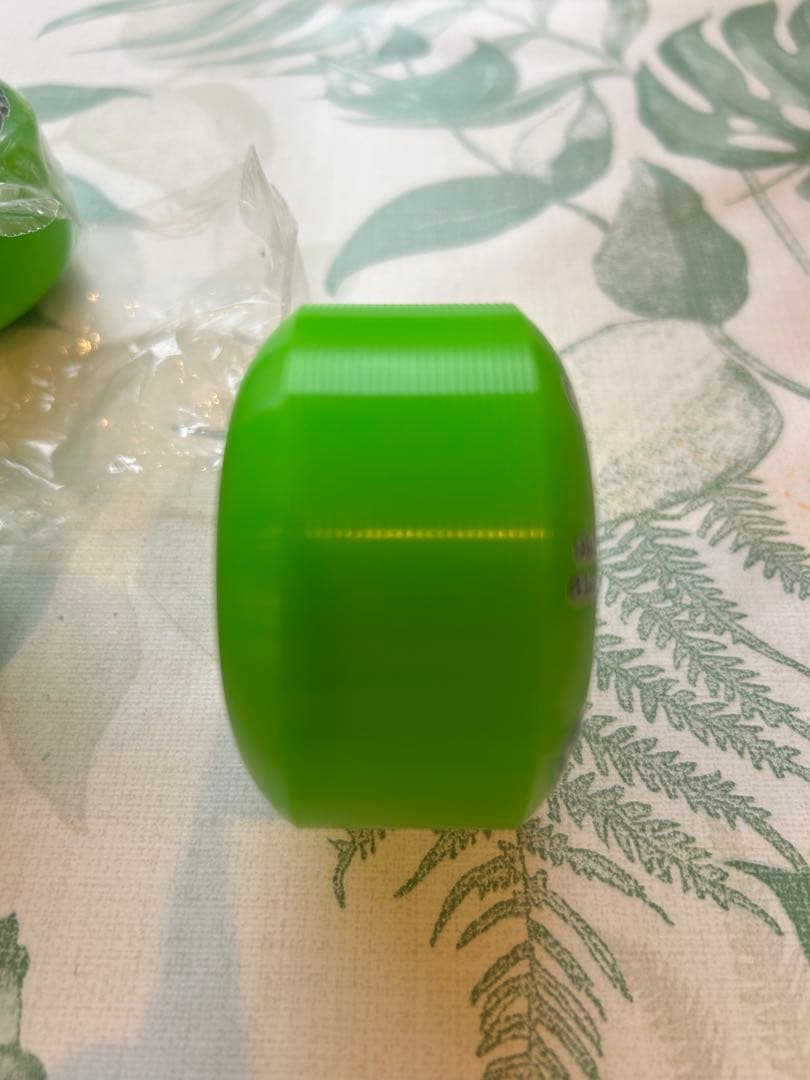ABEC11 subLIME ODDBALLZ 61mm グリーン ホイール