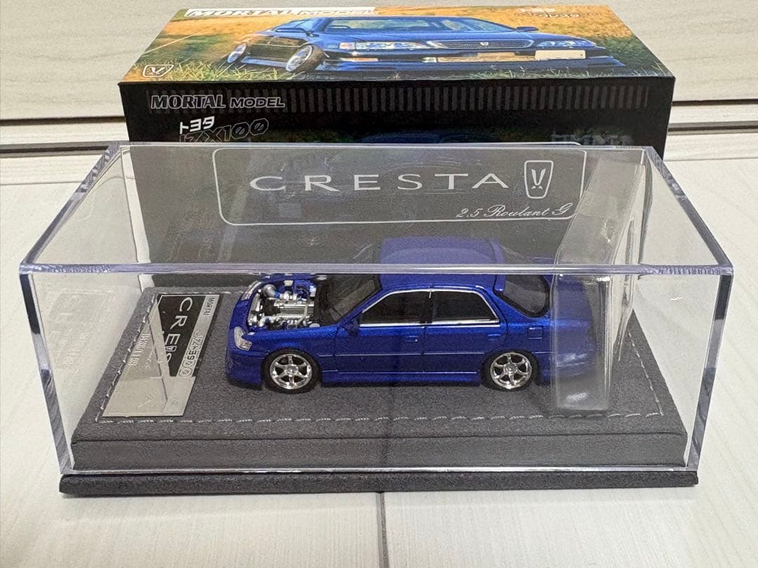 《新品箱付》1:64 トヨタ クレスタ ミニカー