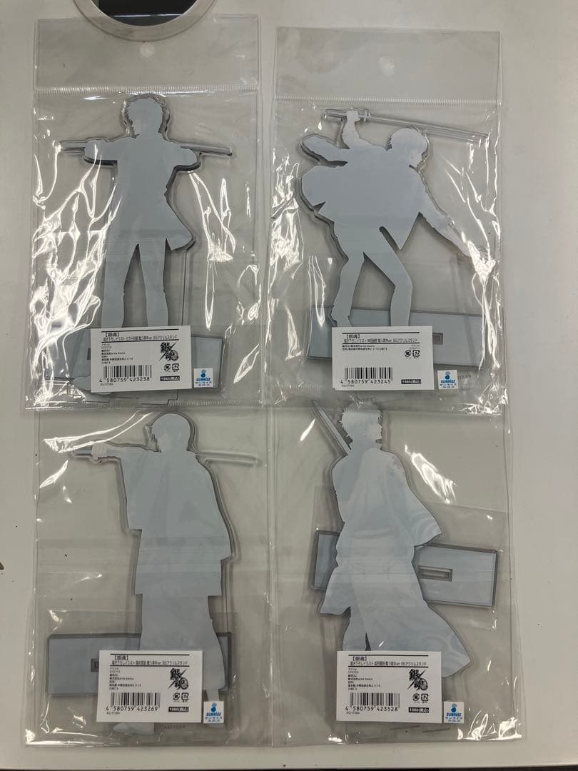 新品　銀魂　戦う背中　アクリルスタンド　セット