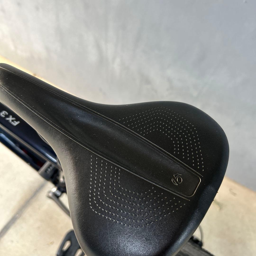 Trek Fx3 XL 2023年モデル 青　直接引取　値段交渉可