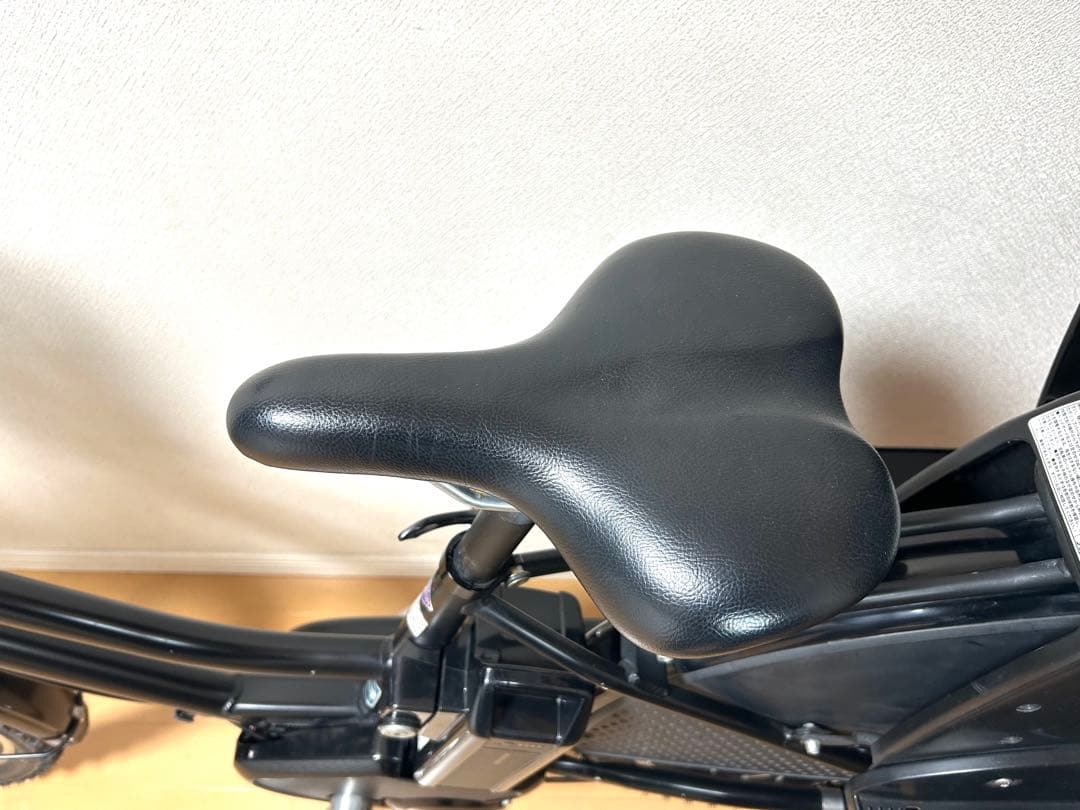sol様用(引取)電動自転車ブリヂストン　HYDEE・B 12.3前後タイヤ新品