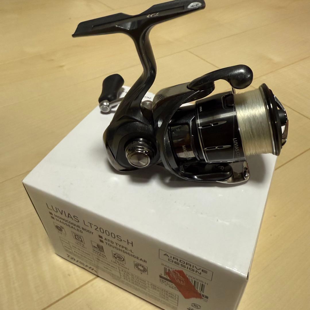 ダイワ　24LUVIAS LT2000S-H 美品