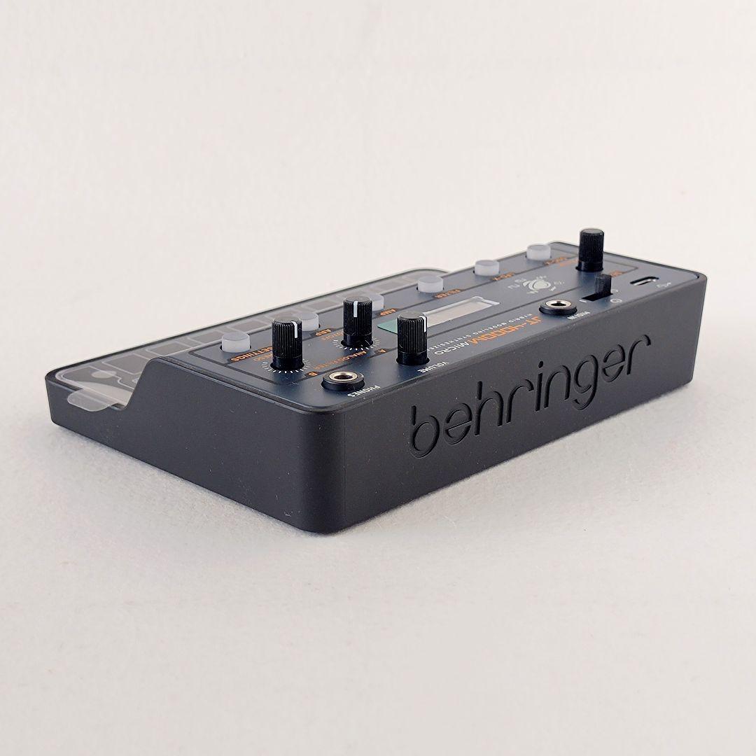 鍵盤楽器 BEHRINGER JT-4000M MICRO