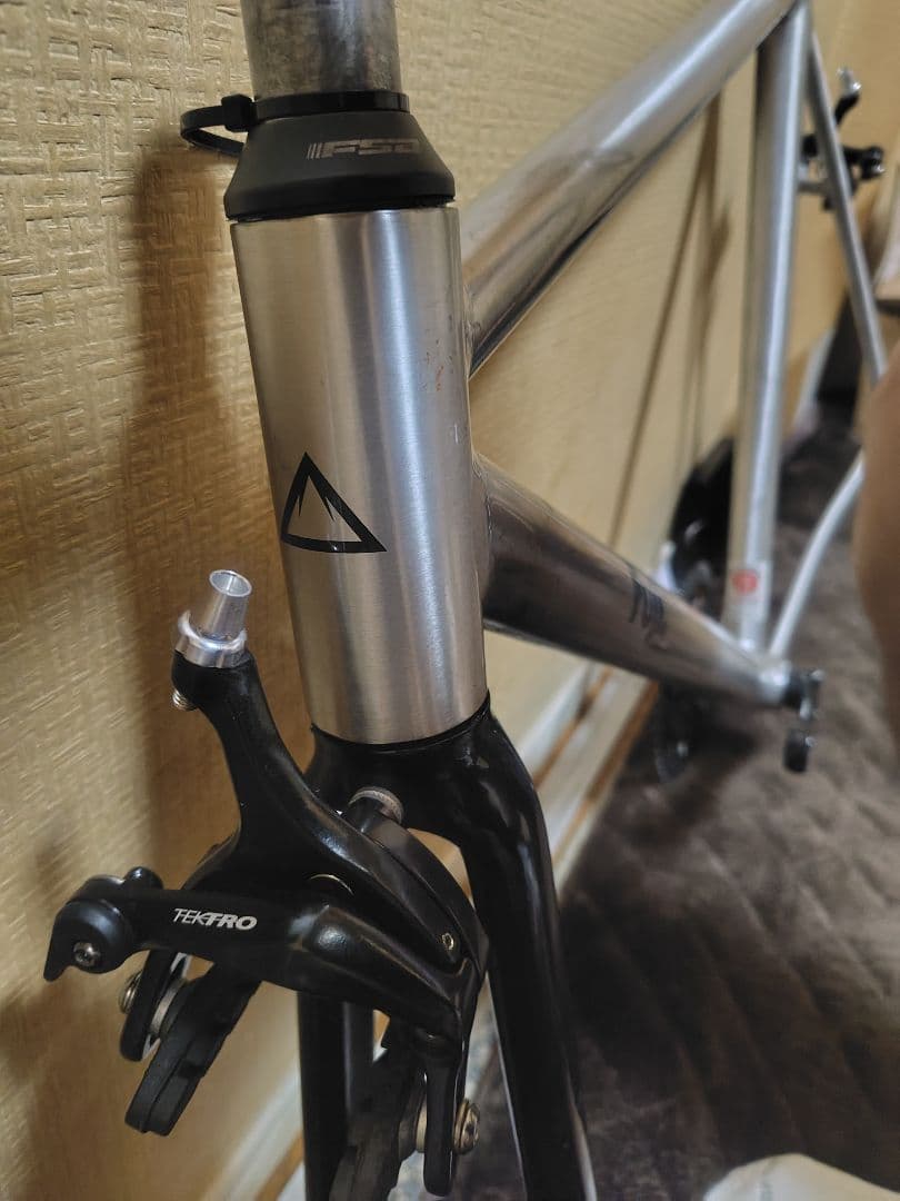 最終値下げFUJI TRACK ARCV 52　フレームセット