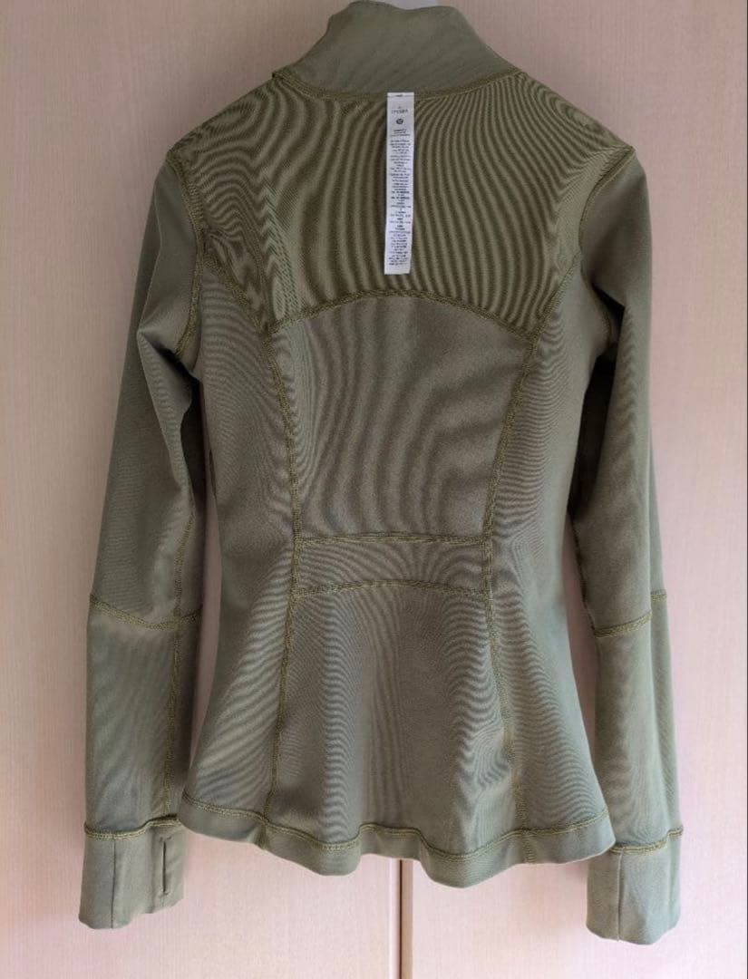 lululemon difineジャケット サイズ6