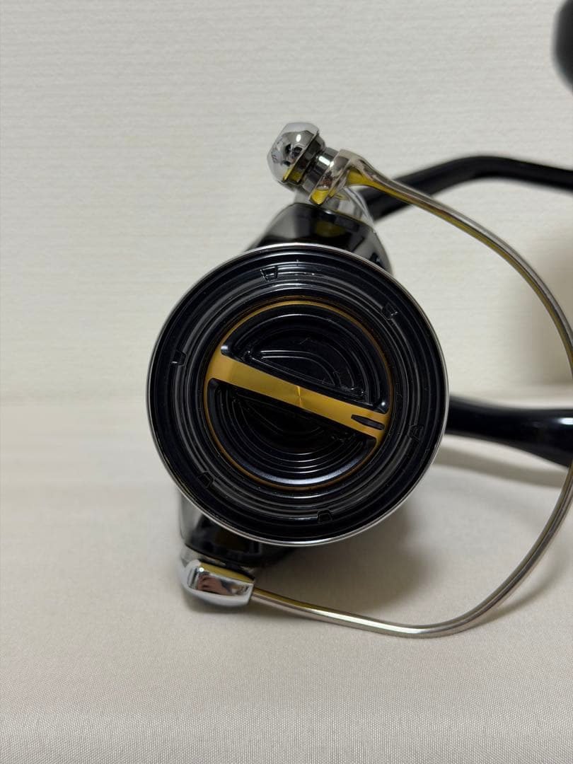SHIMANO 19 STELLA SW8000HG スピニングリール