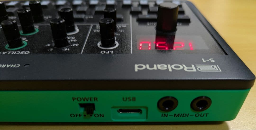 鍵盤楽器 roland s-1