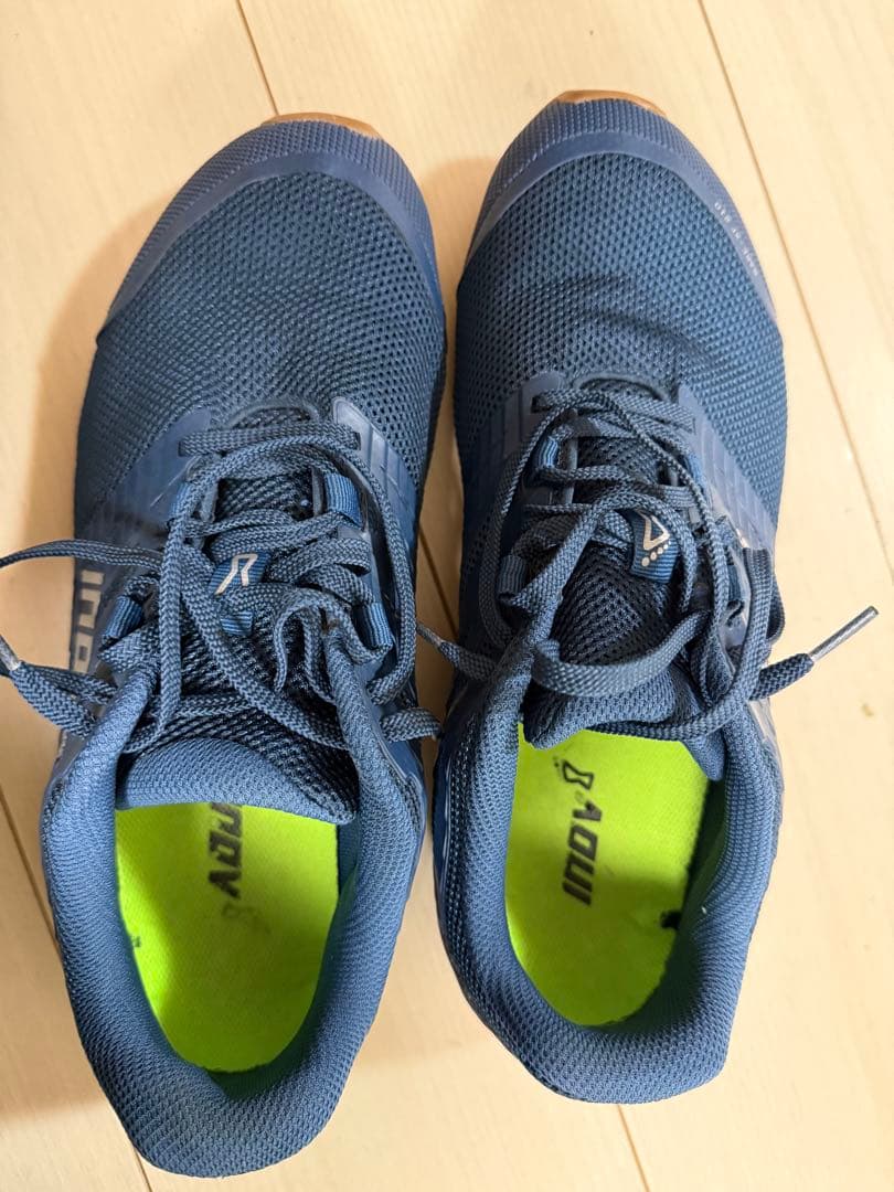 【値下げ】INOV トレーニングシューズ ネイビー28cm