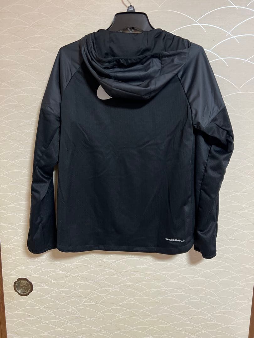 Nike ウィンドブレーカー FZ1112-010 Mサイズ 新品