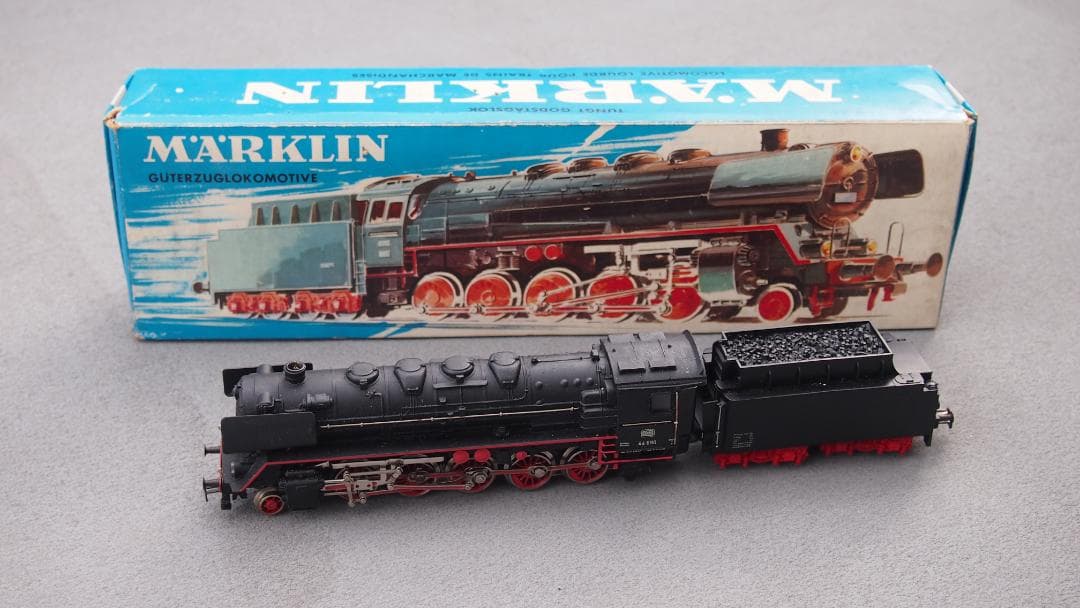 Märklin 蒸気機関車と電気機関車セット