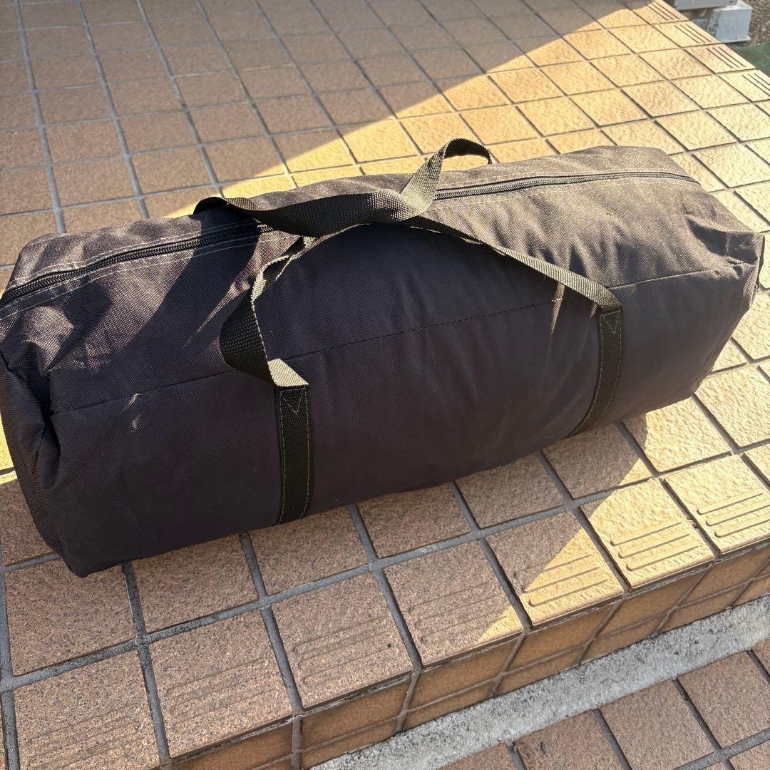 Amazonベーシックの8人用キャンプテント