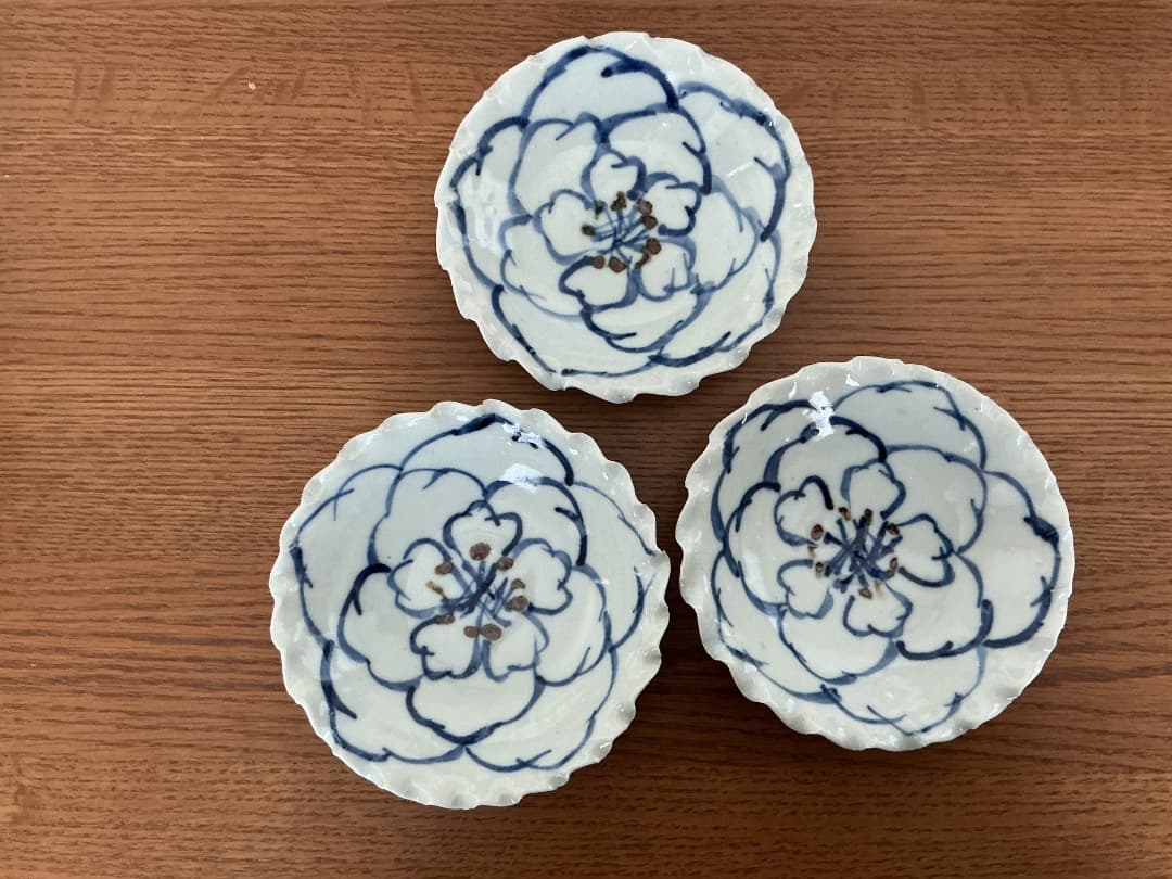 【新品】中尾万作 染付花紋輪花小皿 　3枚セット　作家