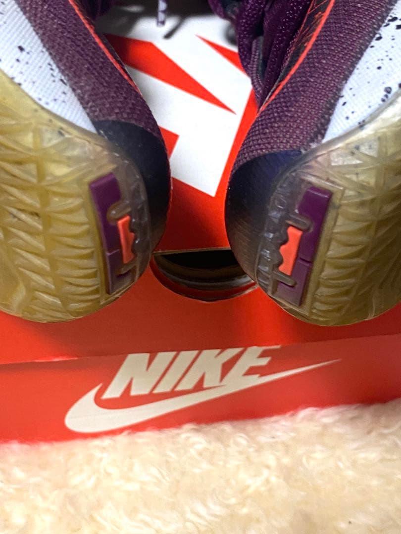 【NIKE】ナイキ LEBRON 13 レブロン GS （US6Y、CM24)