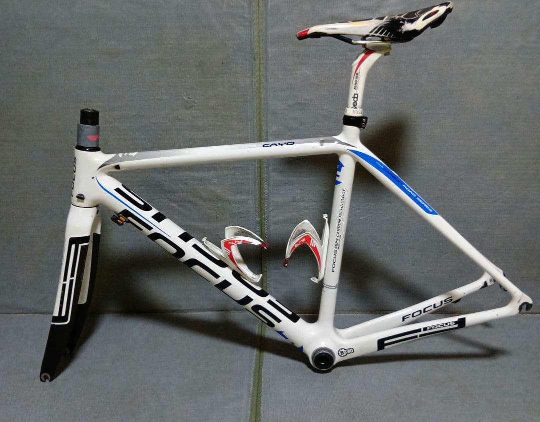 FOCUS CAYO FS　52 フォーカス カヨ　カーボン ロードバイク
