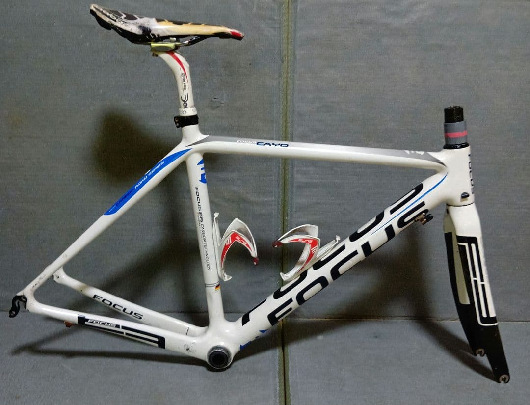FOCUS CAYO FS　52 フォーカス カヨ　カーボン ロードバイク
