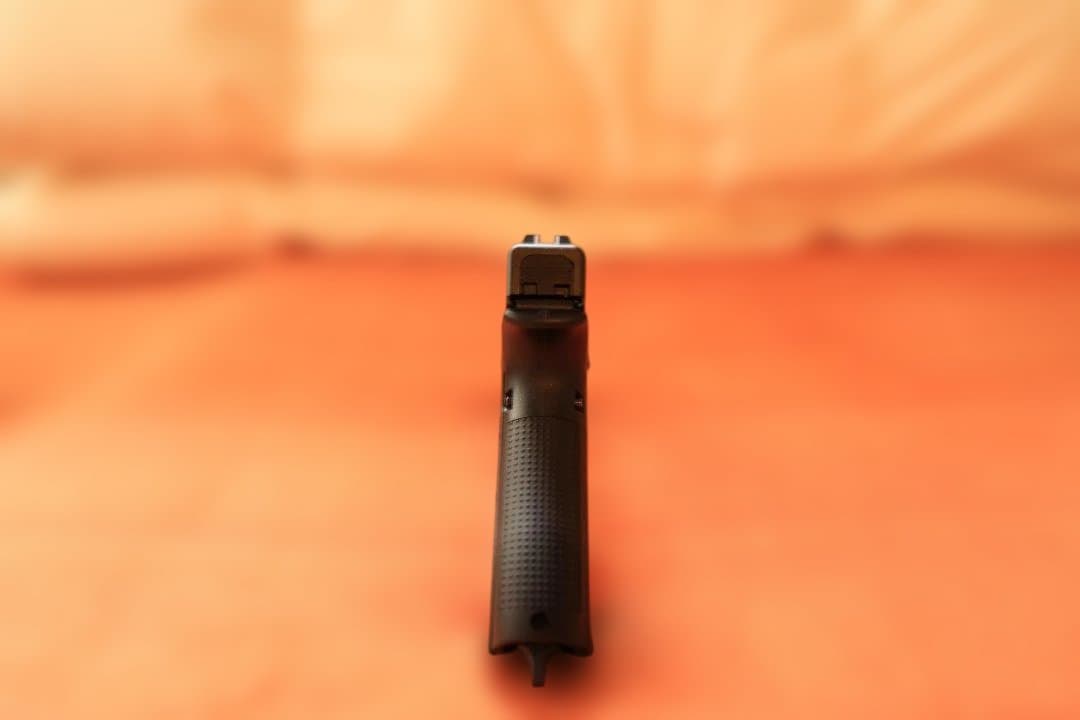 G17 Gen5 ガスガン 本体と付属品
