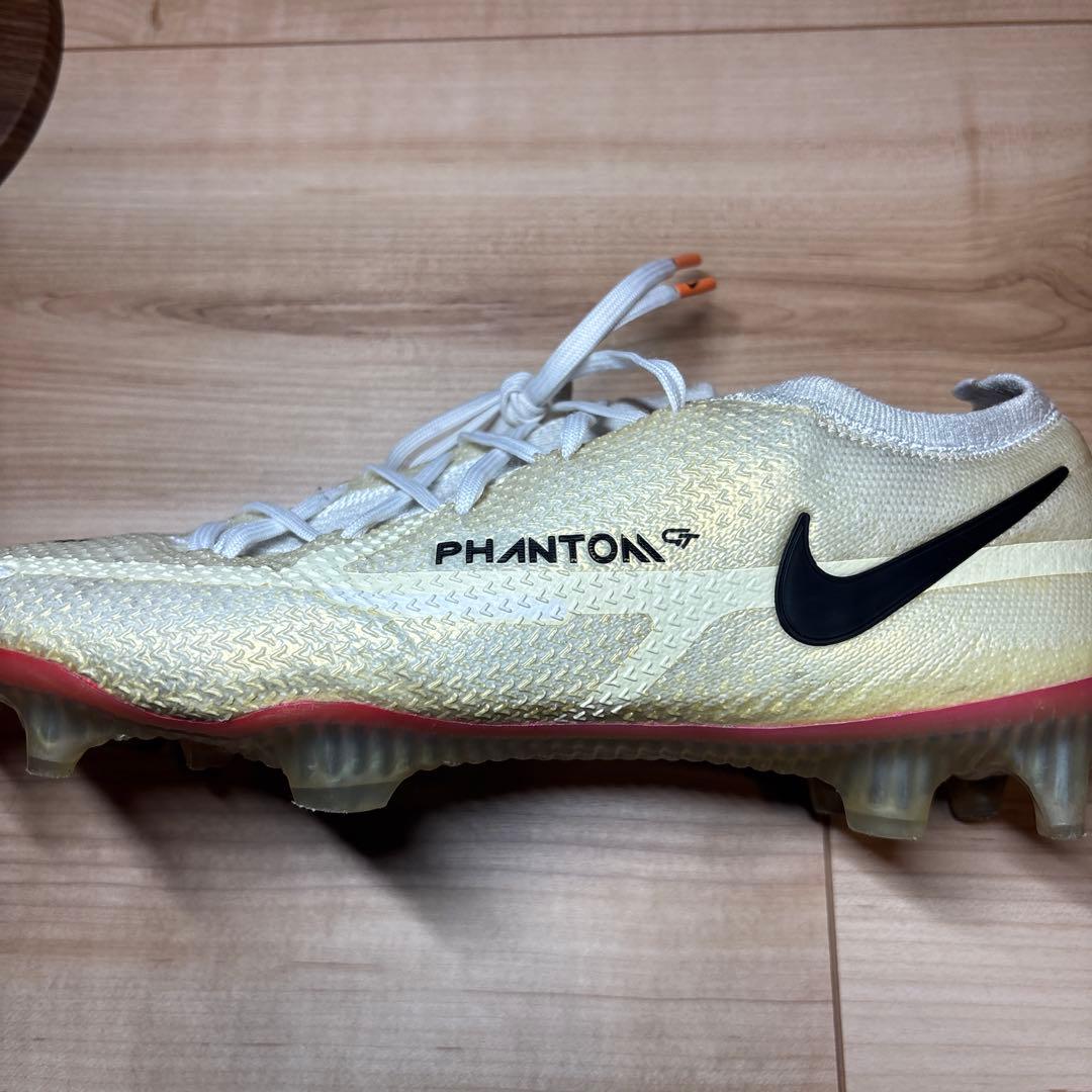 【限定モデル】Nike PhantomGT2