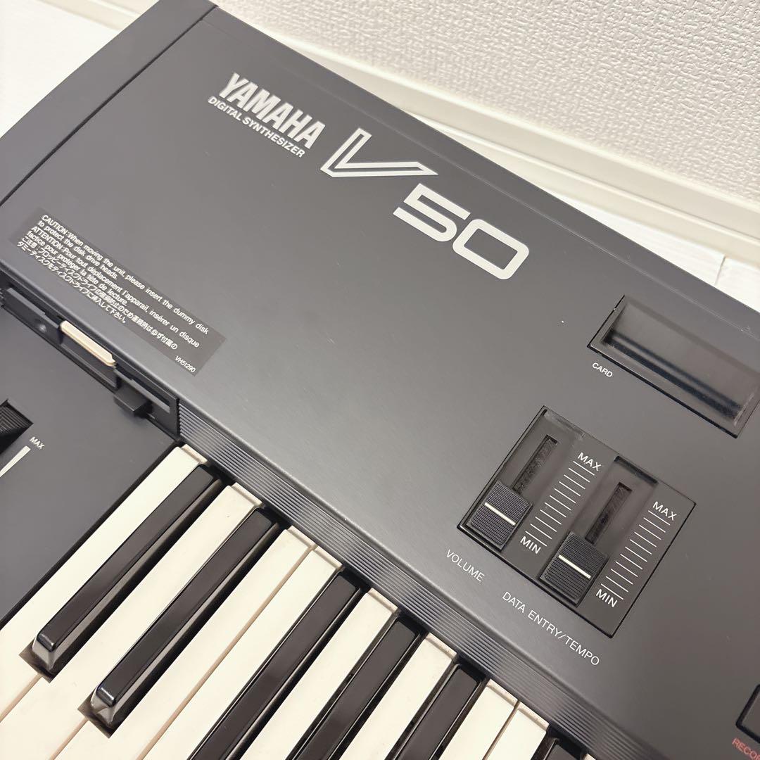 【希少】動作品 YAMAHA V50 シンセサイザー 61鍵 キーボード