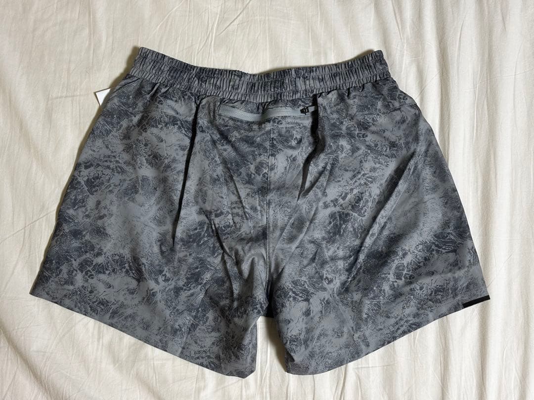 2XU Aero 5 Inch Shorts 陸上用パンツ【Sサイズ】