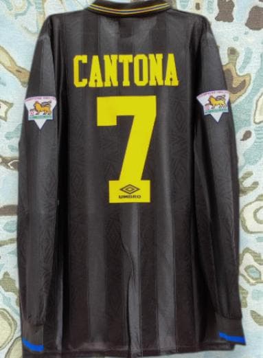 90s マンU アウェイ 長袖 レトロ サッカーシャツ 7番 カントナ