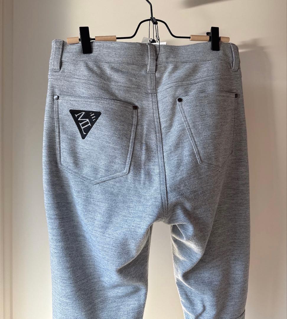 美品 MARK&LONA 保温 スウェットパンツ & インナーシャツ セット