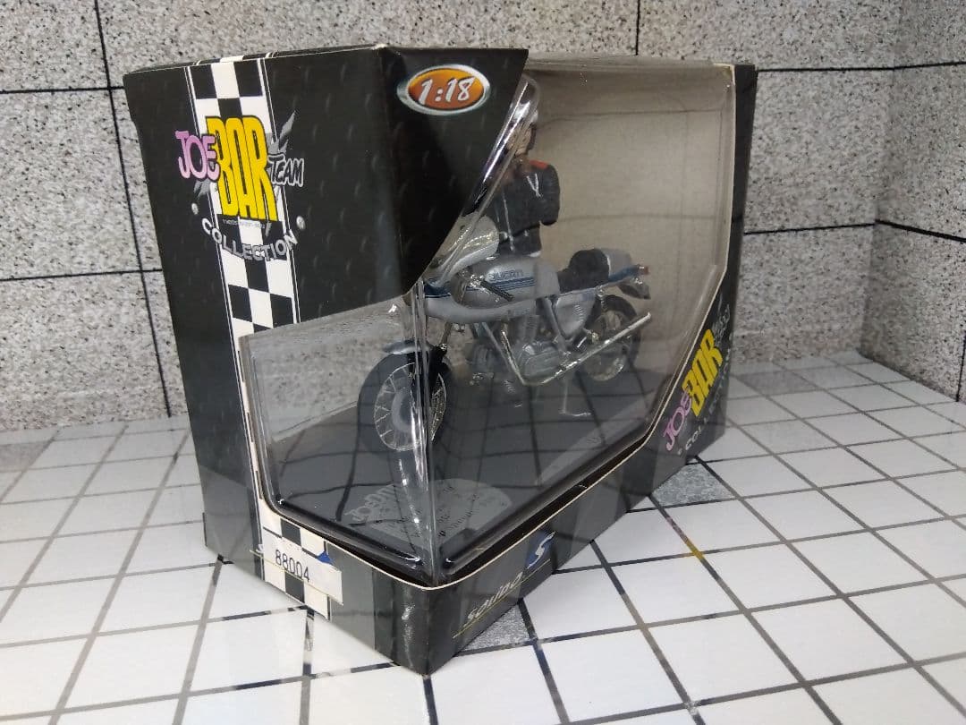 絶版ソリド1/18ミニカー JOE BAR TEAM Ducati 900 SS