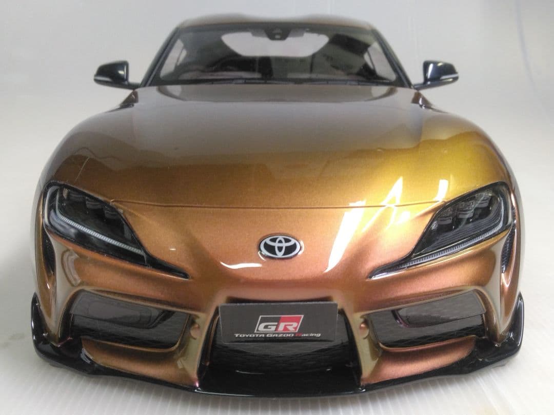 ラジコンボディ　トヨタGRスープラ　偏向塗装済み　未使用