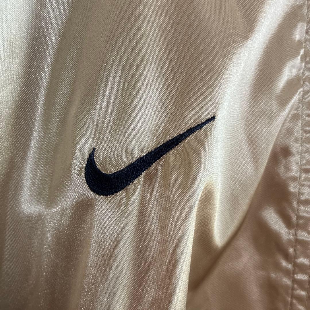 【希少】NIKE F.C.バルセロナ ウィンドブレーカー　サッカー00s ウェア