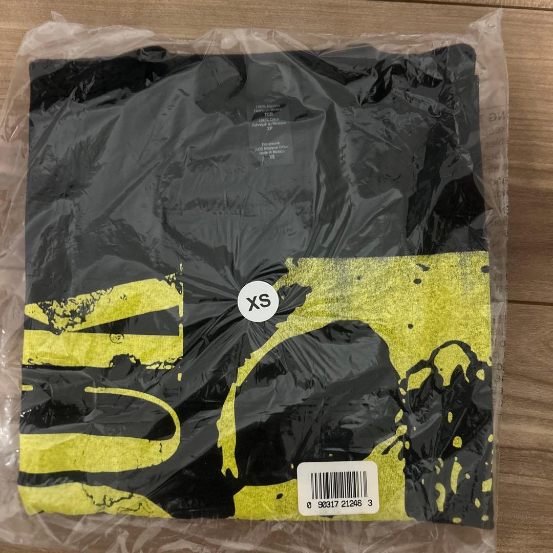 新品未開封 ONE OK ROCK ambitions 海外限定Tシャツ CD