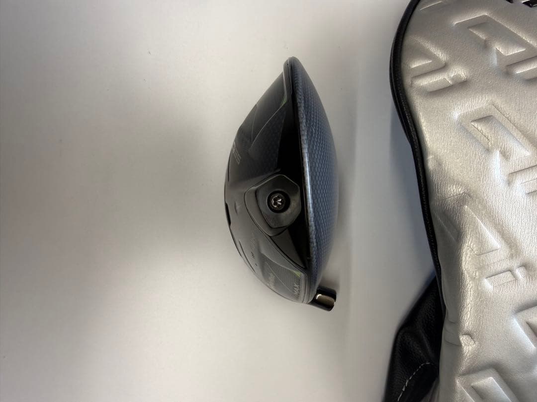 TaylorMade Qi35 max 10.5度ヘッド、ヘッドカバー付き