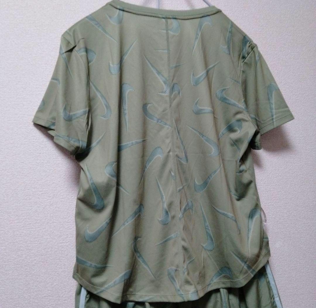 ナイキ ランニング スウッシュ Tシャツショートパンツ 上下セット セットアップ