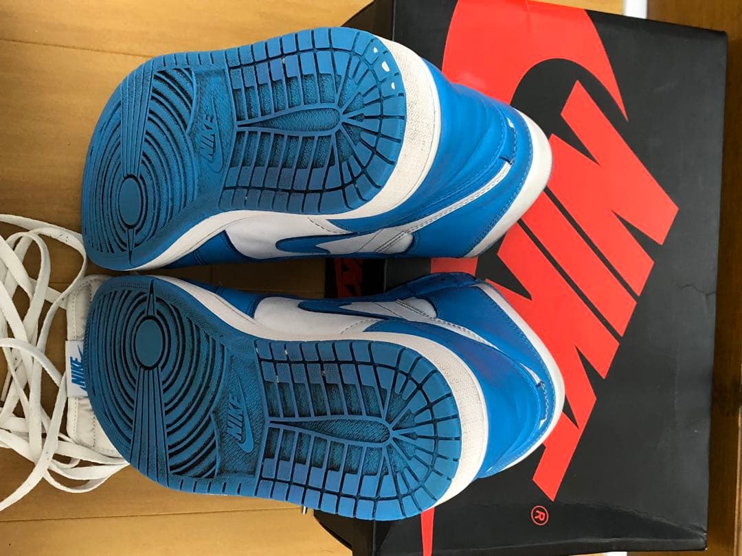 シューズ(男性用) AIRJORDAN 1 RETRO HIGH OG UNC 555088-117