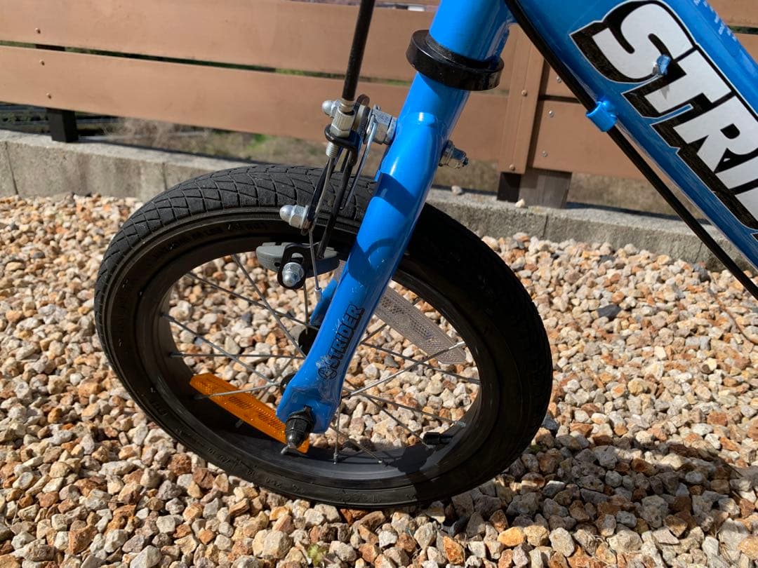 ストライダー14x ブルー