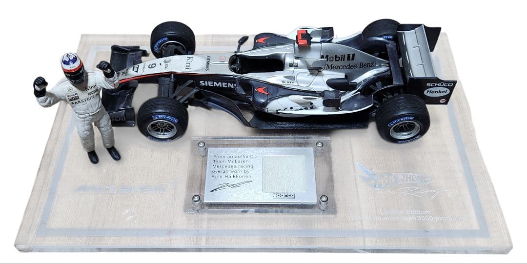 1/18 McLaren MP4-20 Kimi Räikkönen