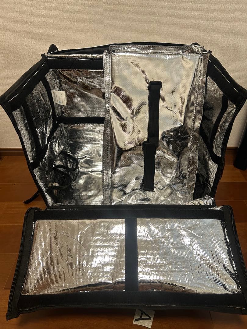Uber Eats 配達バッグ 125cc以下用ヘルメット付き