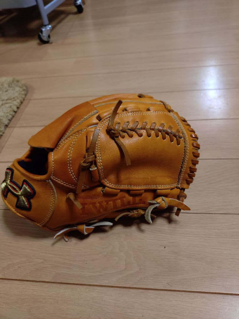 Under Armour 軟式グローブ 投手用QBB0272