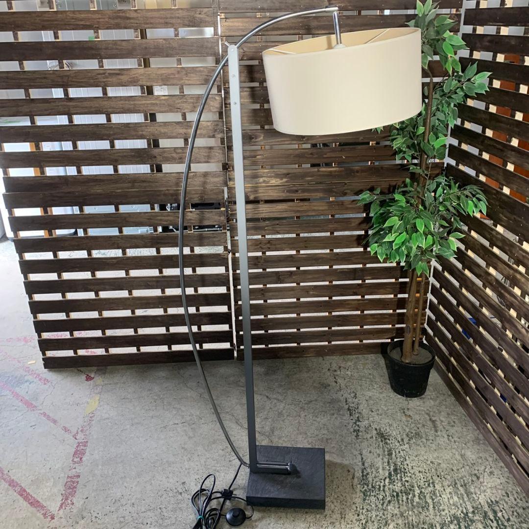 J818 ナカ　　ligne roset フロアランプ スタンド