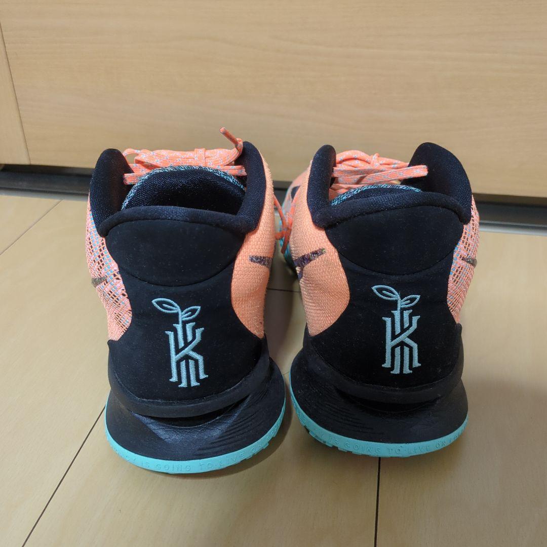 NIKE カイリー7 27cm