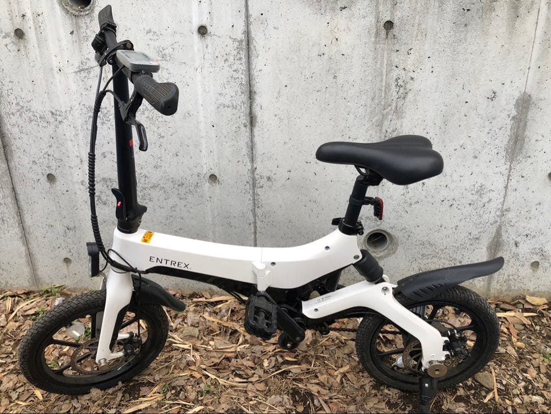 ENTREX 電動アシスト自転車 ホワイト