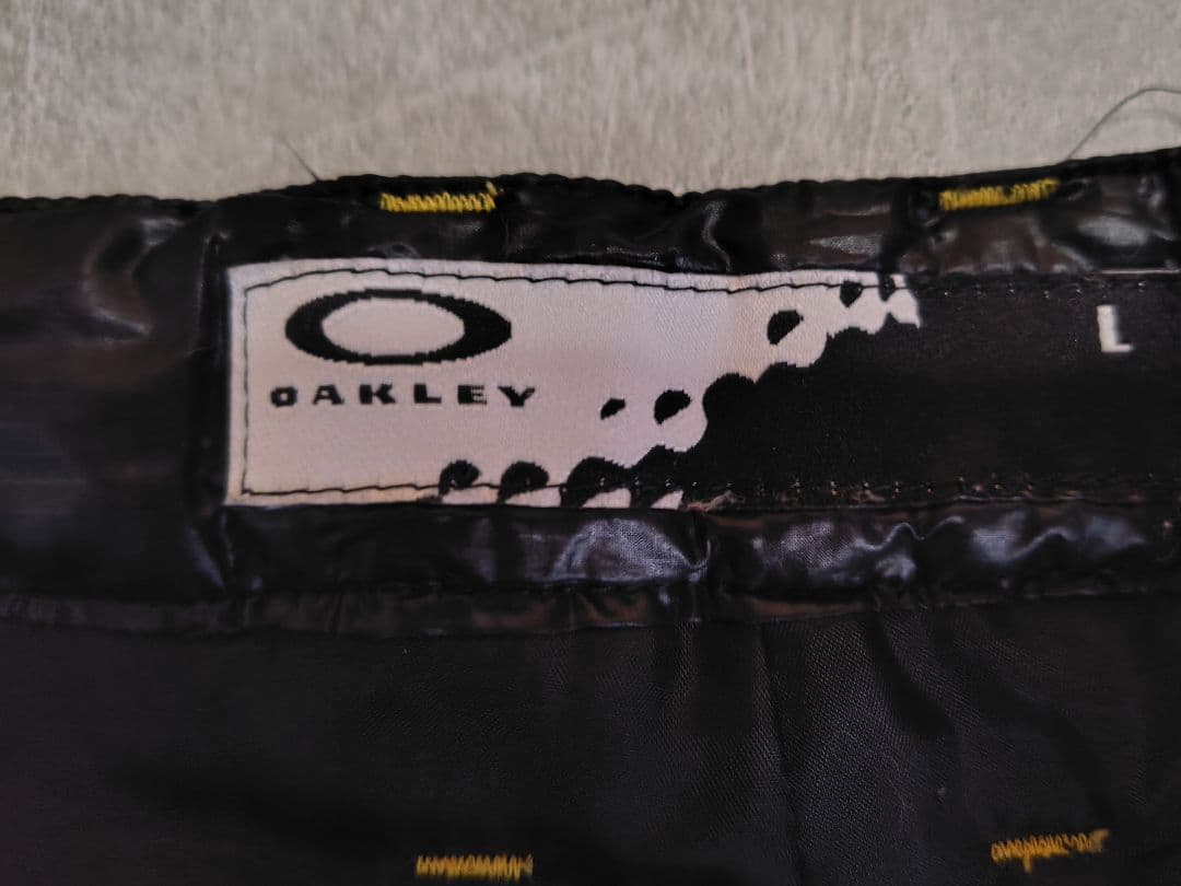 00s OAKLEY キルティングパンツ 黒 暖パン L Y2k 中綿 ゴルフ