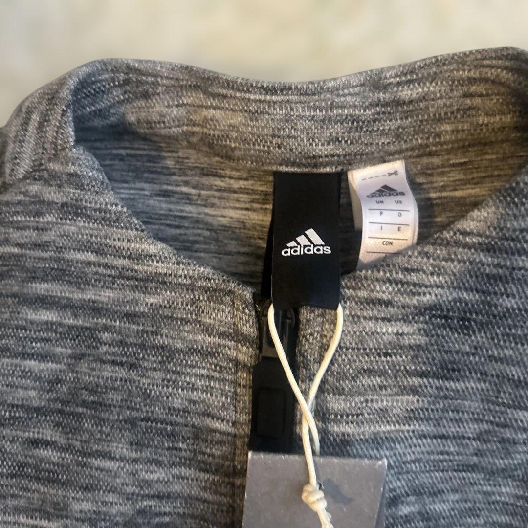 adidas レディーススポーツグレー ジャケット 新商品タグ付き