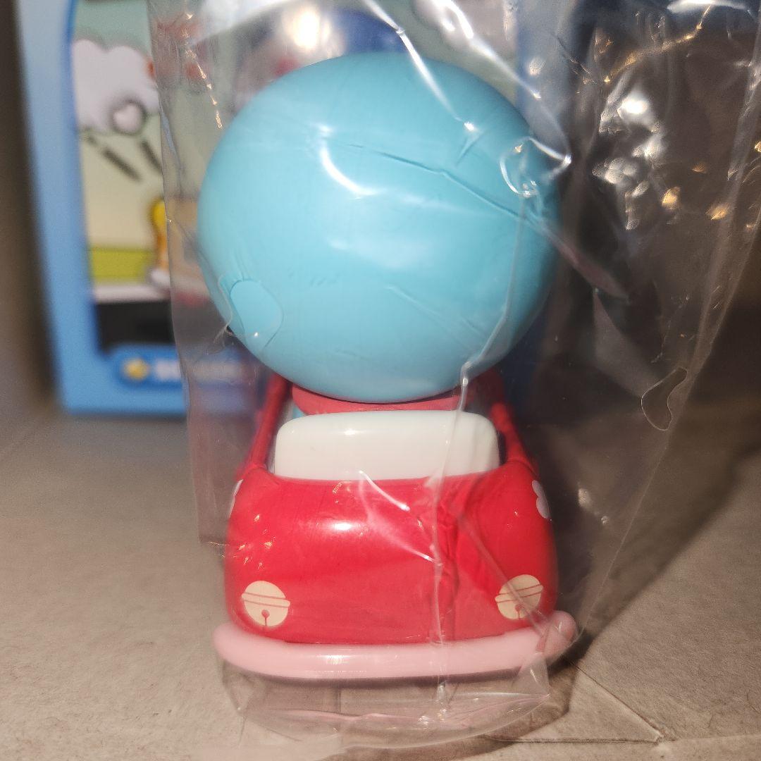 トミカチューンズ キャラクターズ　シークレット　ドラえもん